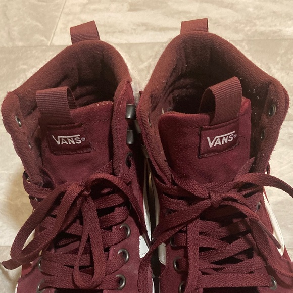 Vans High Top Sneakers Burgundy with White Stripe - Picture 7 of 7